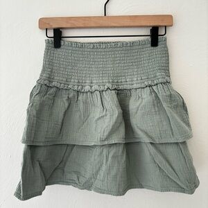 Vineyard Vines Green Gauzy Smocked Tiered Mini Skirt Size Small Y2K Inspired